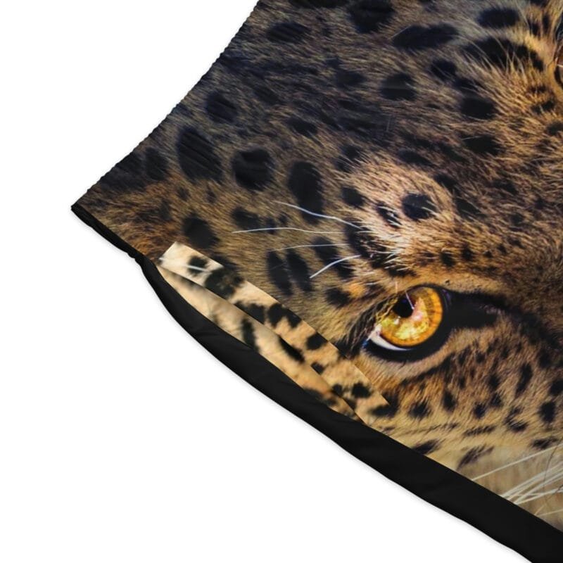 Men's Eye's Of The Leopard Jogger Shorts - Image 7